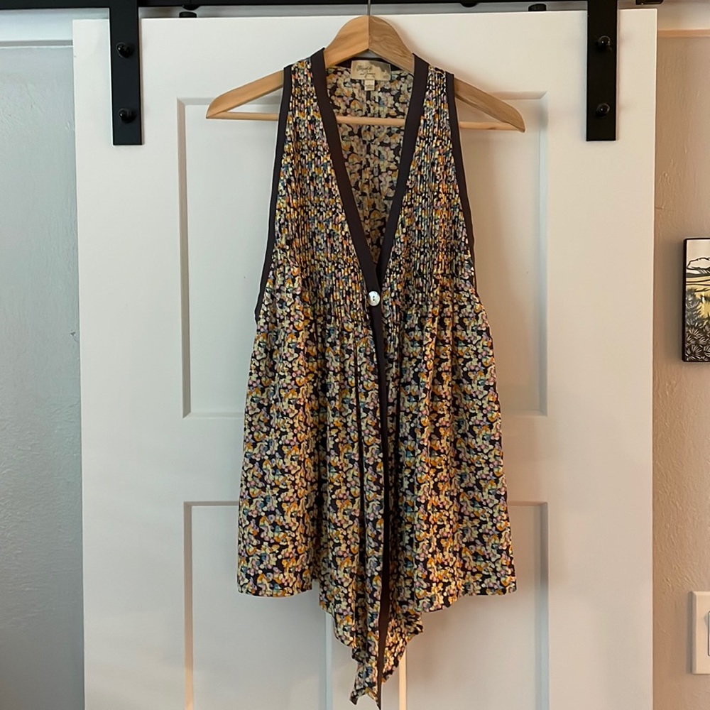 Elizabeth and James Tokyo silk floral tank top Size xs